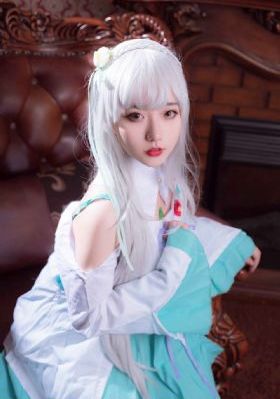 4p三女一男做爰视频在线观看