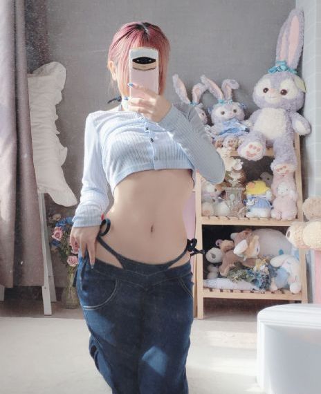 国产精品久久久久久久小唯西川