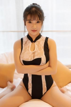 不穿内衣的瑜伽教练在线观看