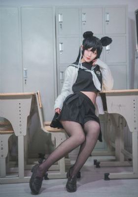 密桃成熟时李丽珍